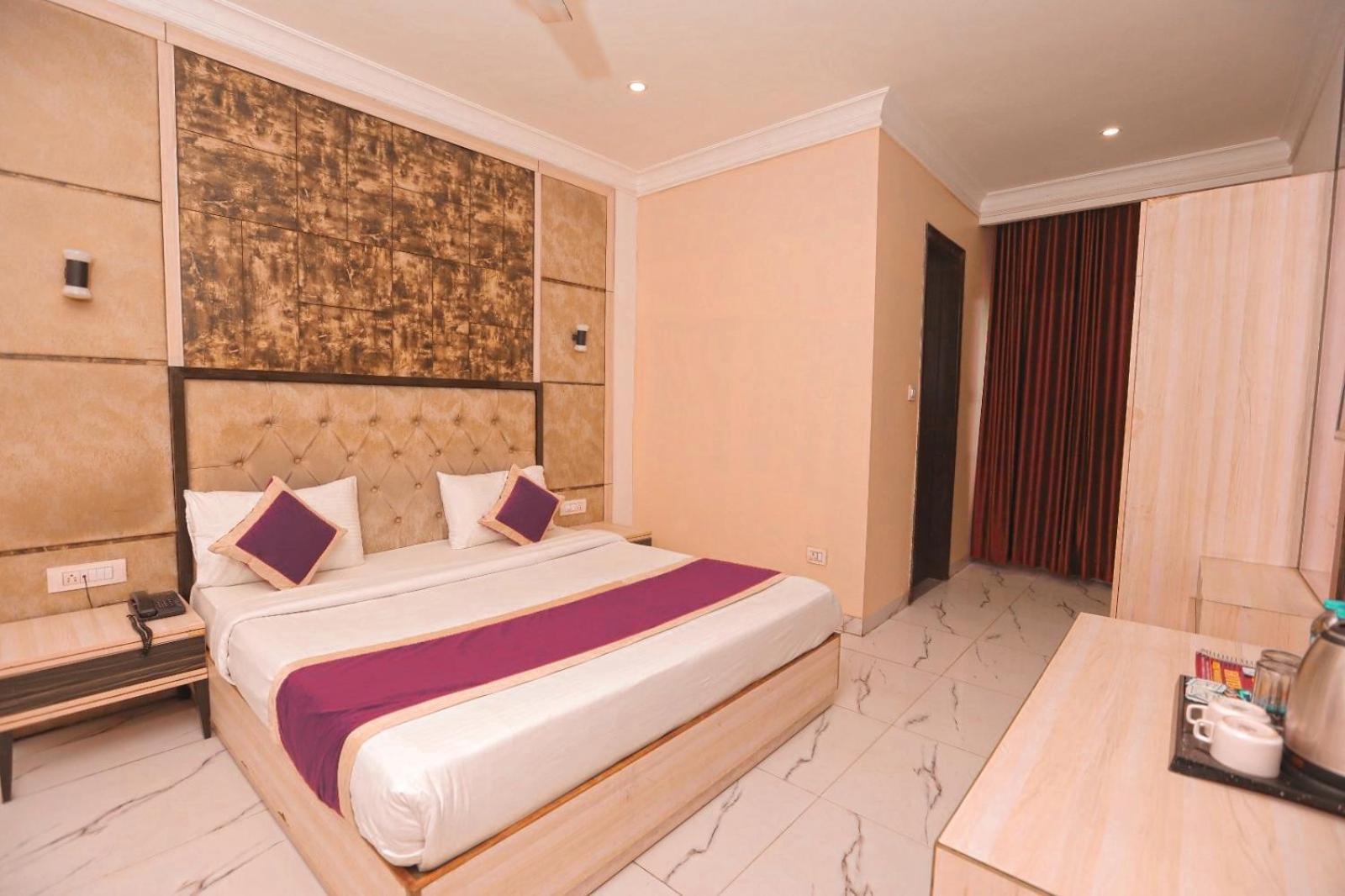 Hotel Almora Inn - Near By Delhi International Airport - With Free Airport Pickup And Drop New Delhi Exterior photo