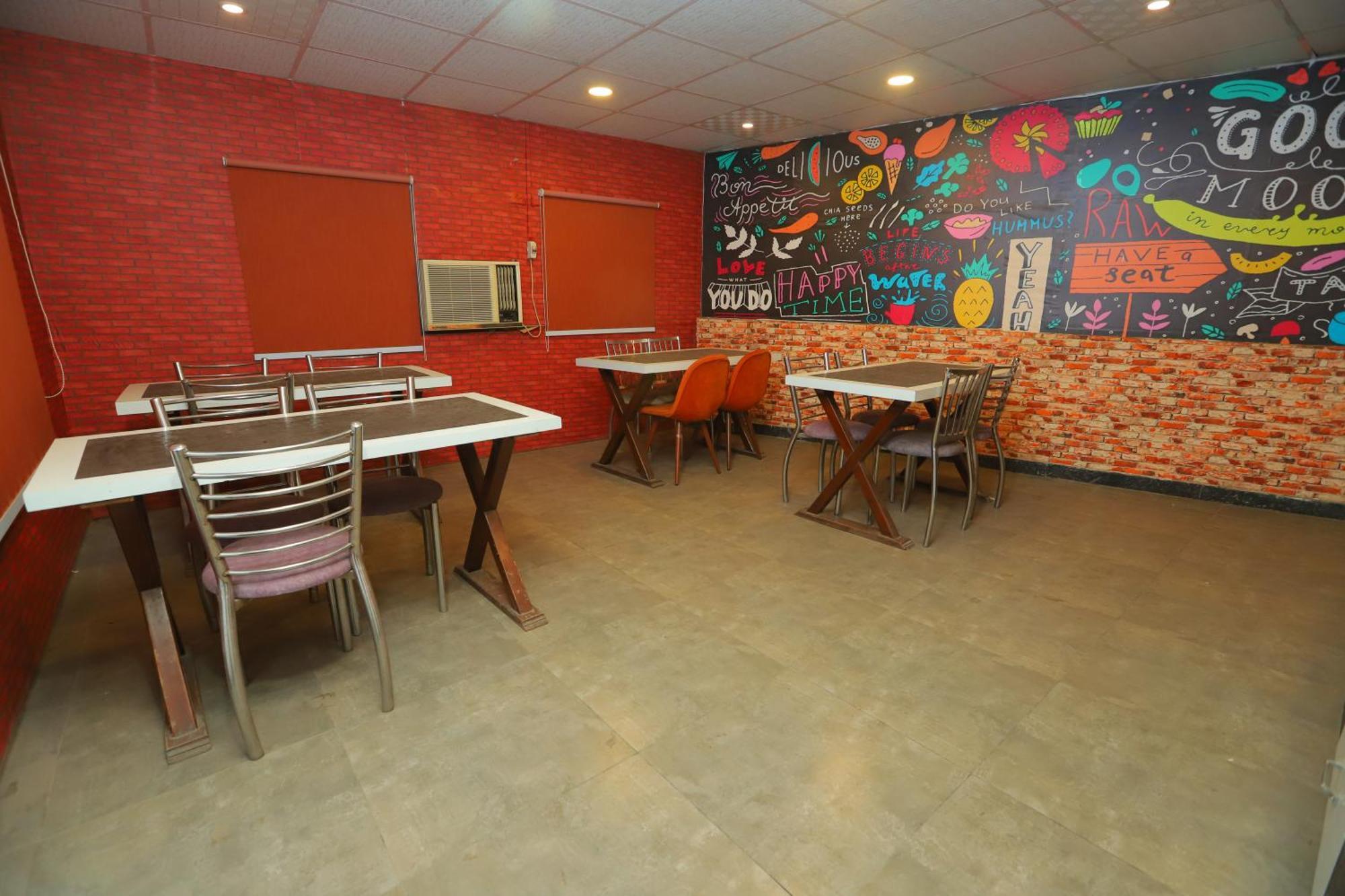 Hotel Almora Inn - Near By Delhi International Airport - With Free Airport Pickup And Drop New Delhi Exterior photo