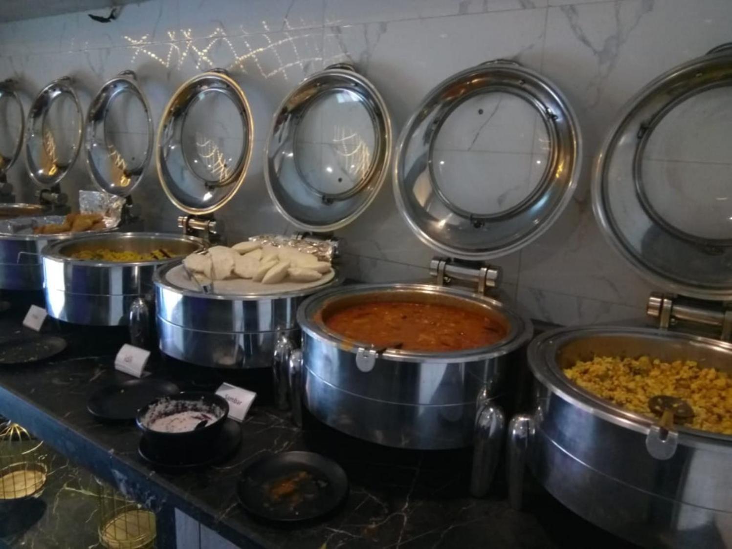 Hotel Almora Inn - Near By Delhi International Airport - With Free Airport Pickup And Drop New Delhi Exterior photo