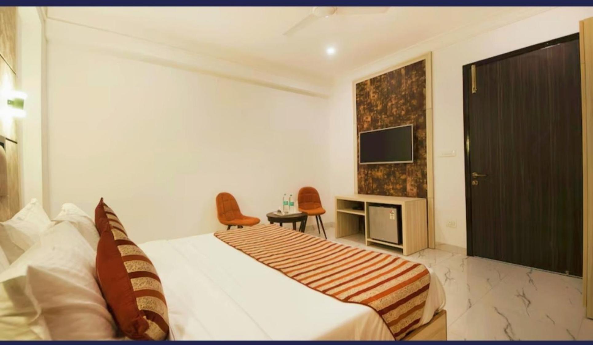 Hotel Almora Inn - Near By Delhi International Airport - With Free Airport Pickup And Drop New Delhi Exterior photo