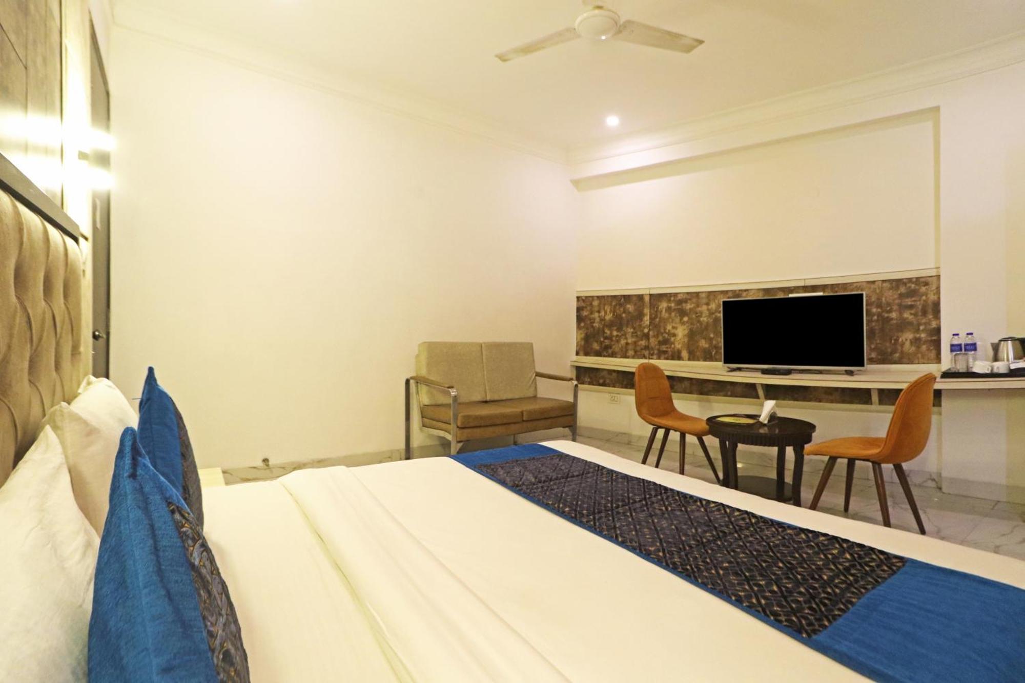 Hotel Almora Inn - Near By Delhi International Airport - With Free Airport Pickup And Drop New Delhi Exterior photo