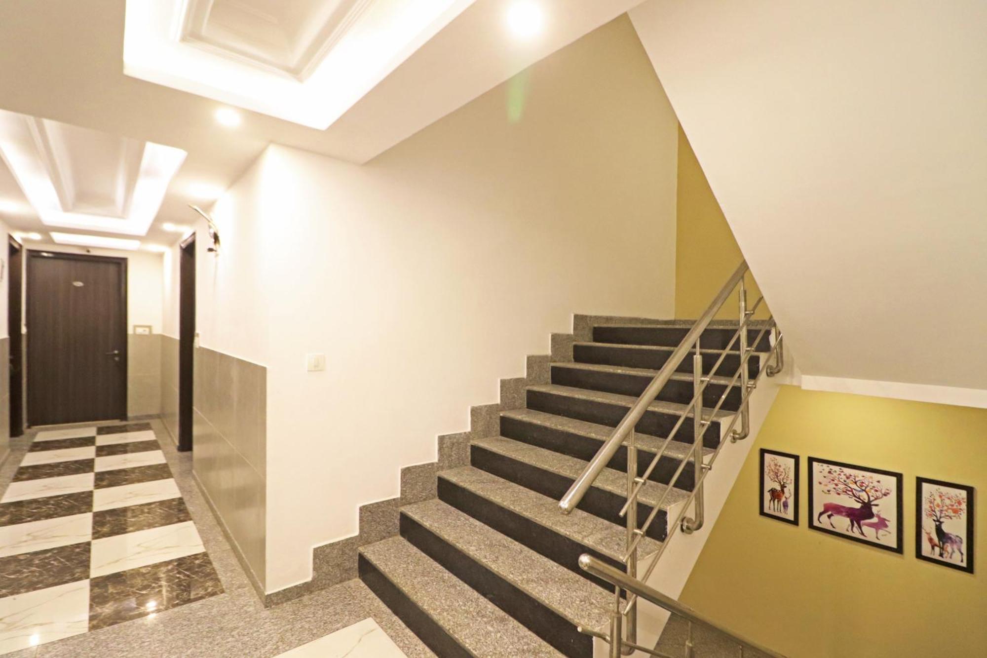 Hotel Almora Inn - Near By Delhi International Airport - With Free Airport Pickup And Drop New Delhi Exterior photo