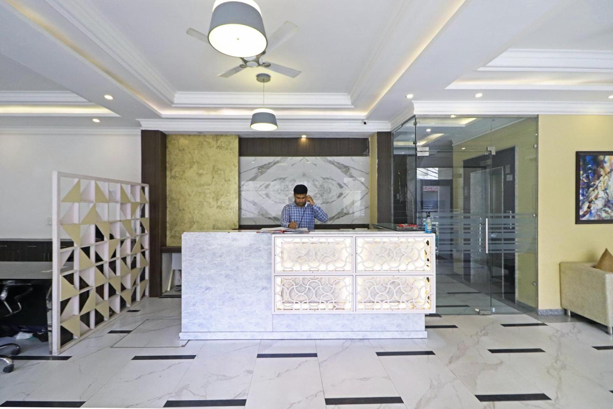 Hotel Almora Inn - Near By Delhi International Airport - With Free Airport Pickup And Drop New Delhi Exterior photo
