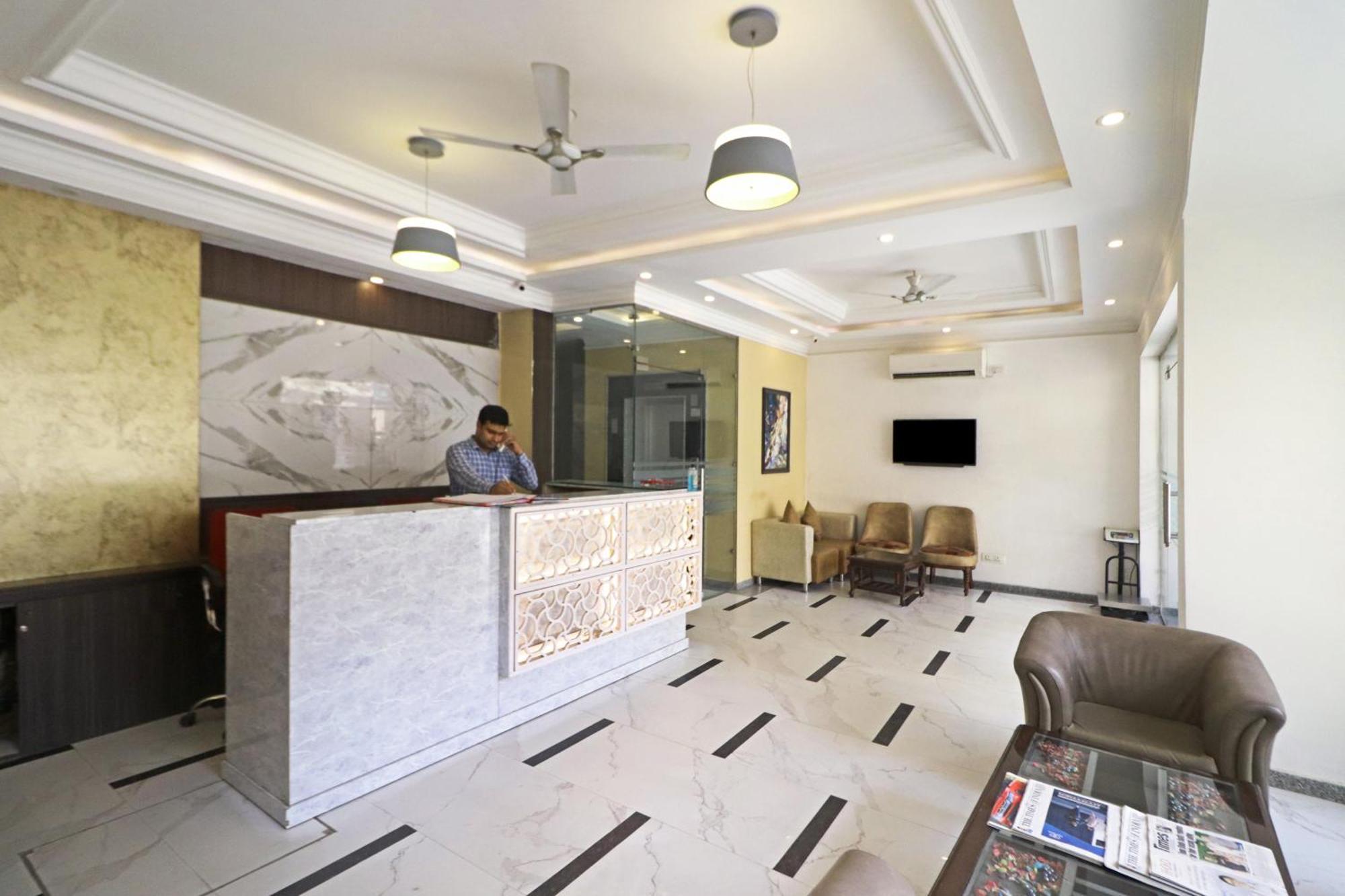 Hotel Almora Inn - Near By Delhi International Airport - With Free Airport Pickup And Drop New Delhi Exterior photo