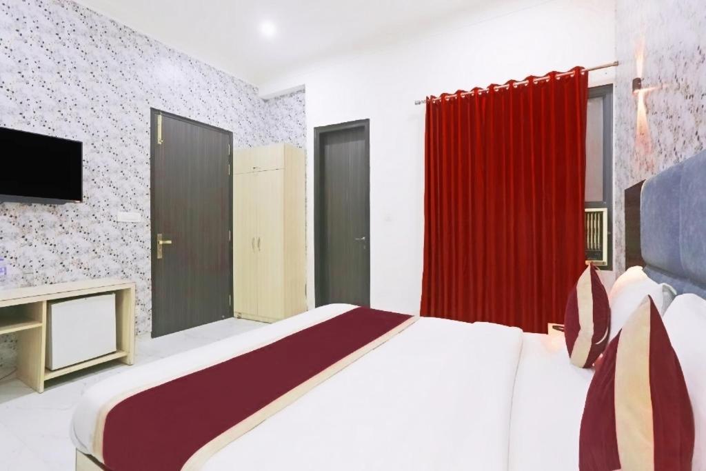 Hotel Almora Inn - Near By Delhi International Airport - With Free Airport Pickup And Drop New Delhi Exterior photo