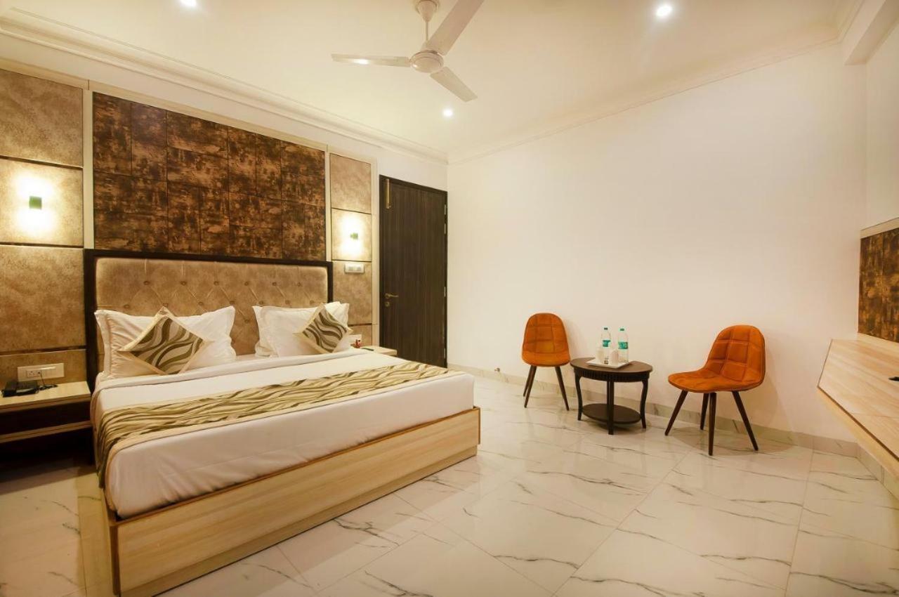 Hotel Almora Inn - Near By Delhi International Airport - With Free Airport Pickup And Drop New Delhi Exterior photo
